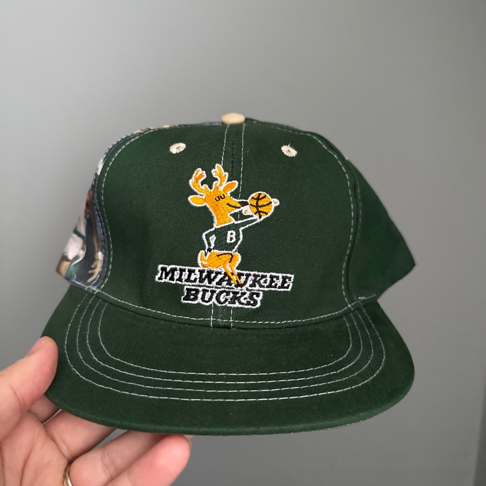 Vintage Milwaukee Bucks Marques Johnson Green Cap
